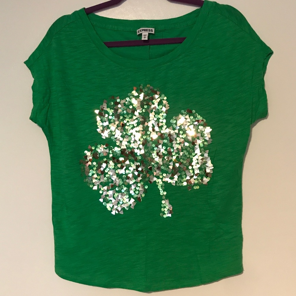 🚫SOLD on eBay🚫Express sequin clover t